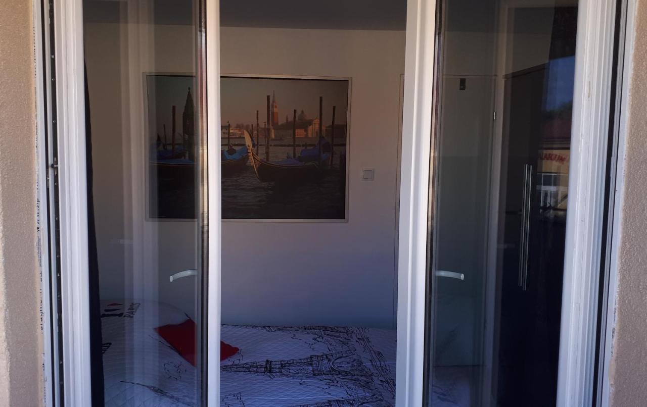 Apartamenty Centrum Rynek Market City Center Kielce Eksteriør billede
