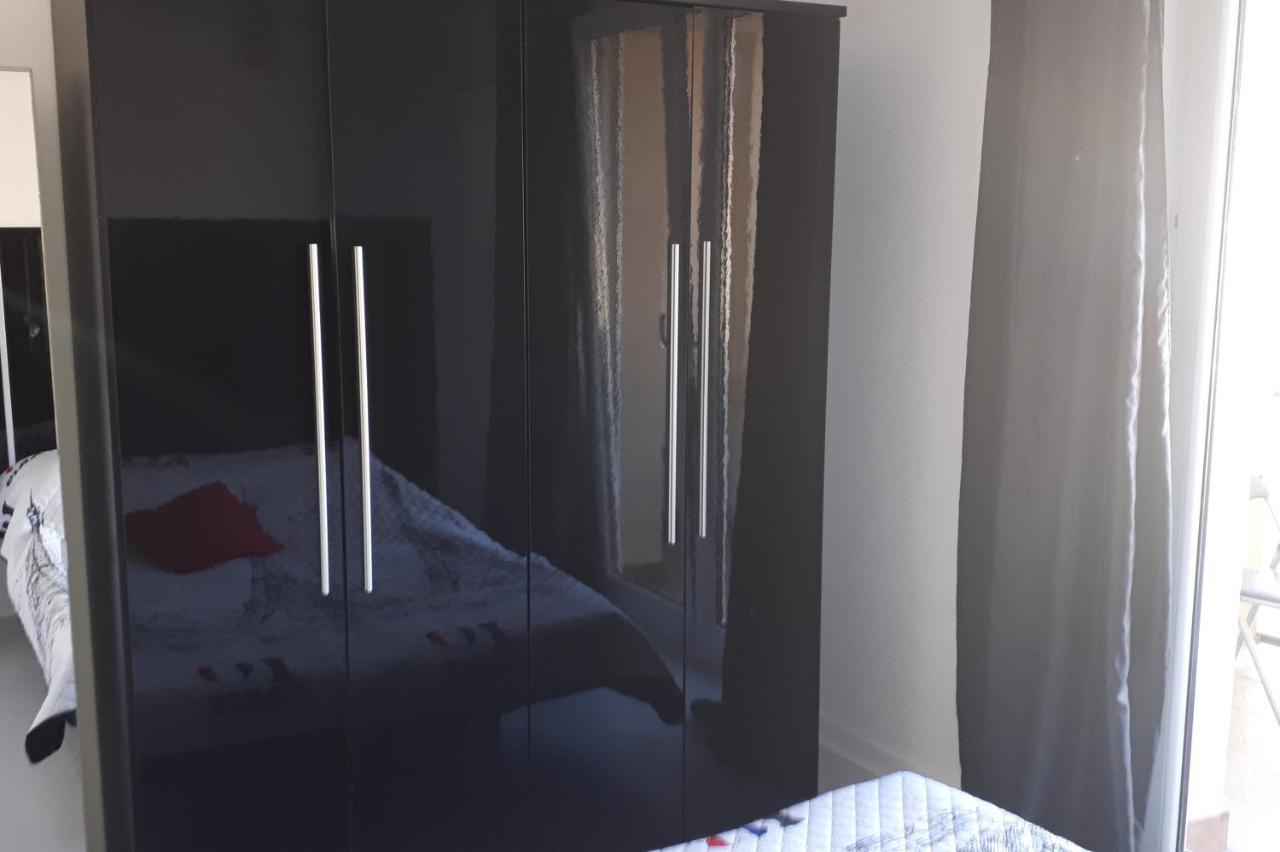 Apartamenty Centrum Rynek Market City Center Kielce Eksteriør billede